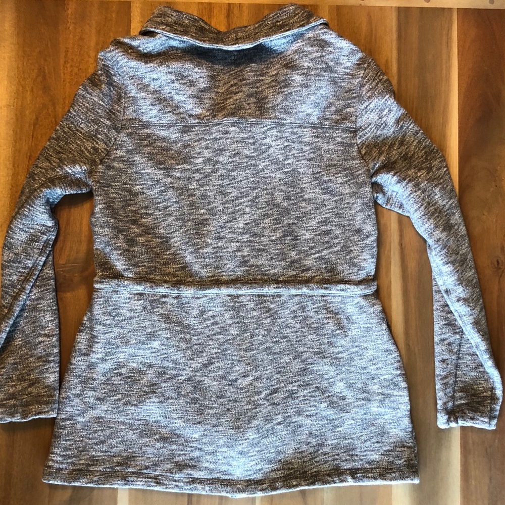 Gapfit Sweatshirt - Picture 4 of 6